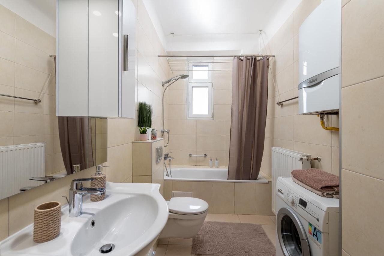 Budapest Deluxe Apartman With Free Parking Place Exterior photo